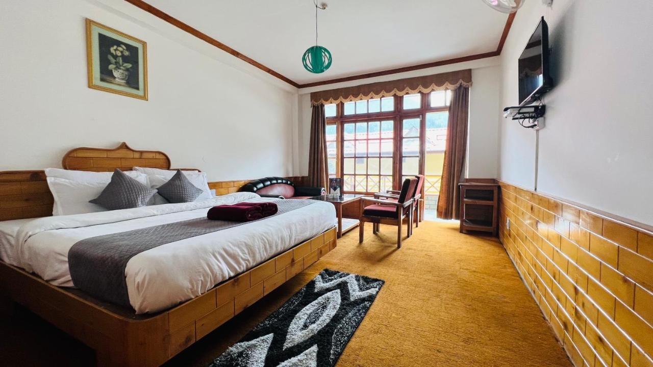 Sita Classic, Most Comfortable Family Hotel In Manali Экстерьер фото
